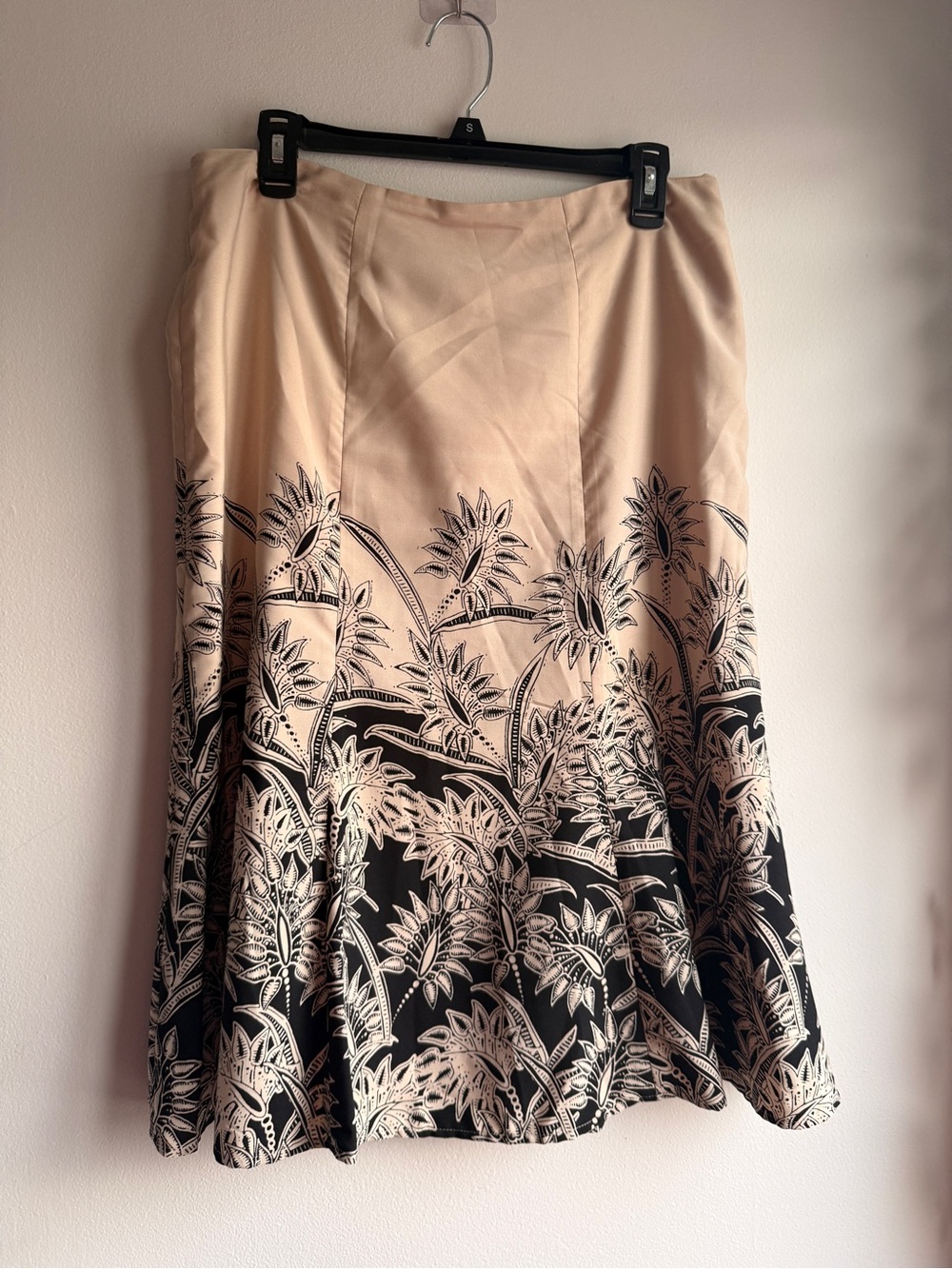 Jones Wear Black Cream Botanical Floral A-Line Midi Skirt Size 10